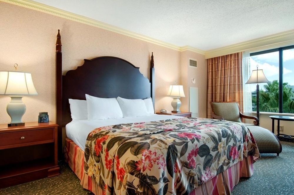 Hilton New Orleans Airport Hotel Kenner Room photo