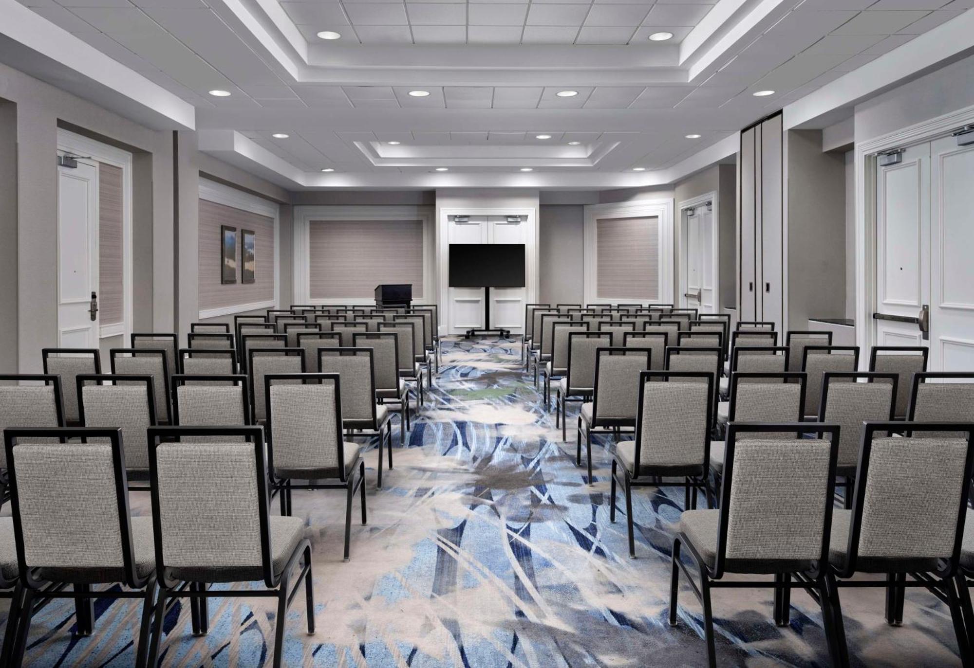 Hilton New Orleans Airport Hotel Kenner Exterior photo